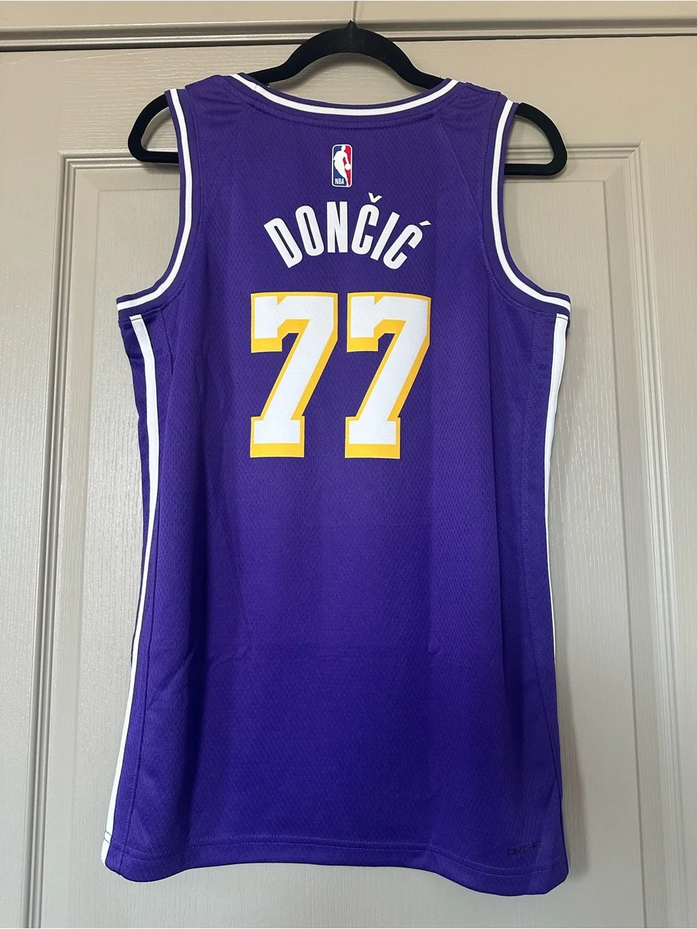 Nike Jordan Luka Dončić Lakers #77 Statement Edition Jersey NWT Small